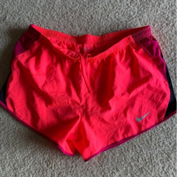NEW without tag Nike shorts - Picture 1 of 3